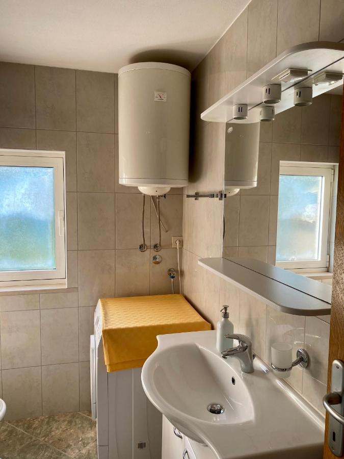 Apartmani Luka Zrnovo 外观 照片