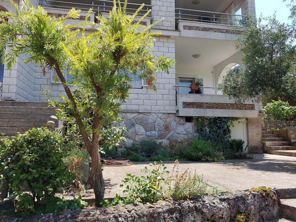 Apartmani Luka Zrnovo 外观 照片