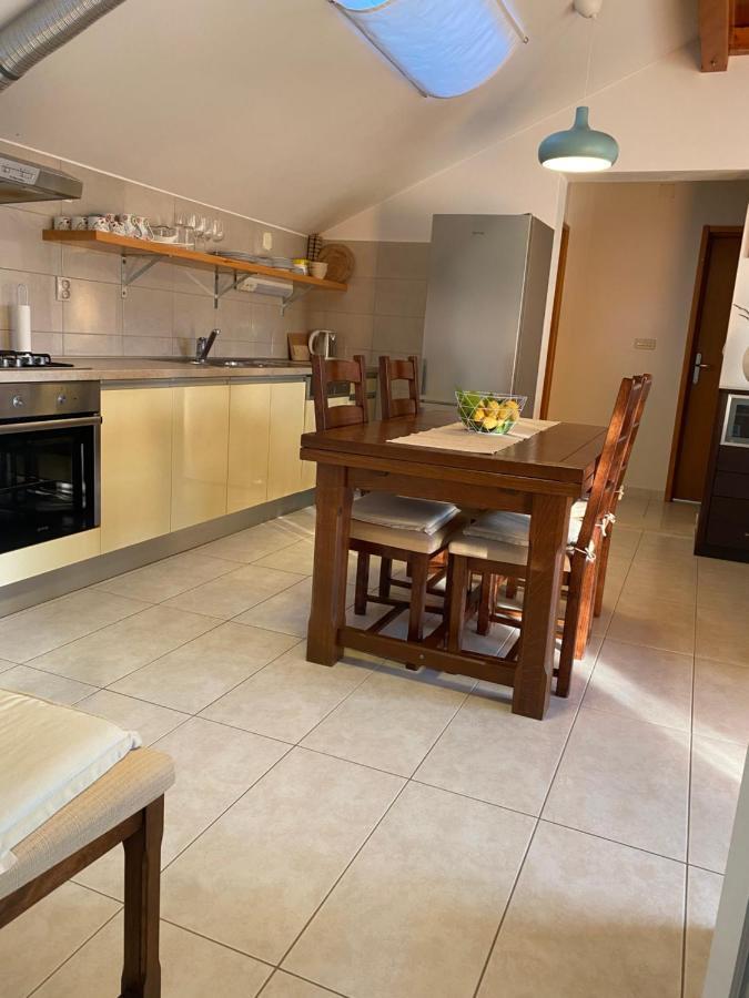 Apartmani Luka Zrnovo 外观 照片