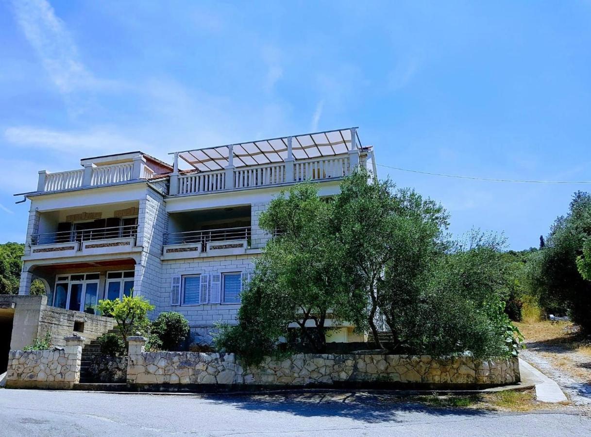 Apartmani Luka Zrnovo 外观 照片