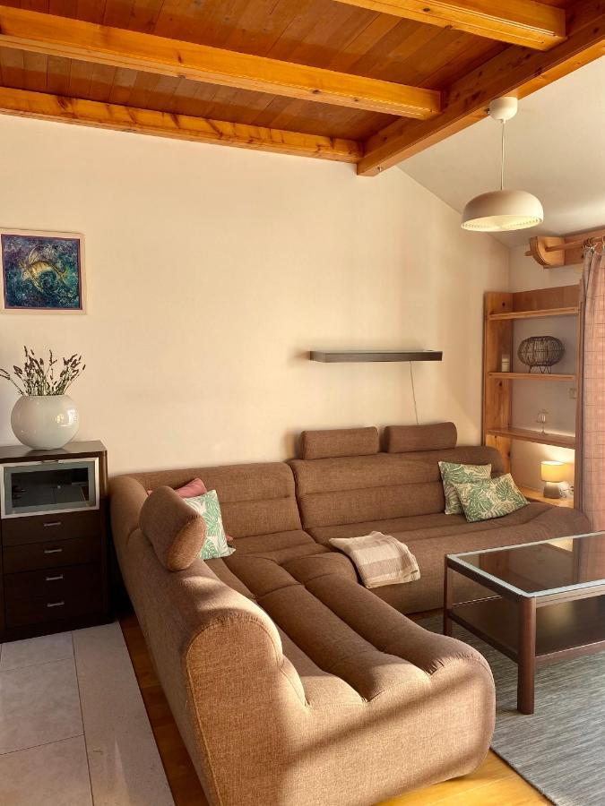 Apartmani Luka Zrnovo 外观 照片