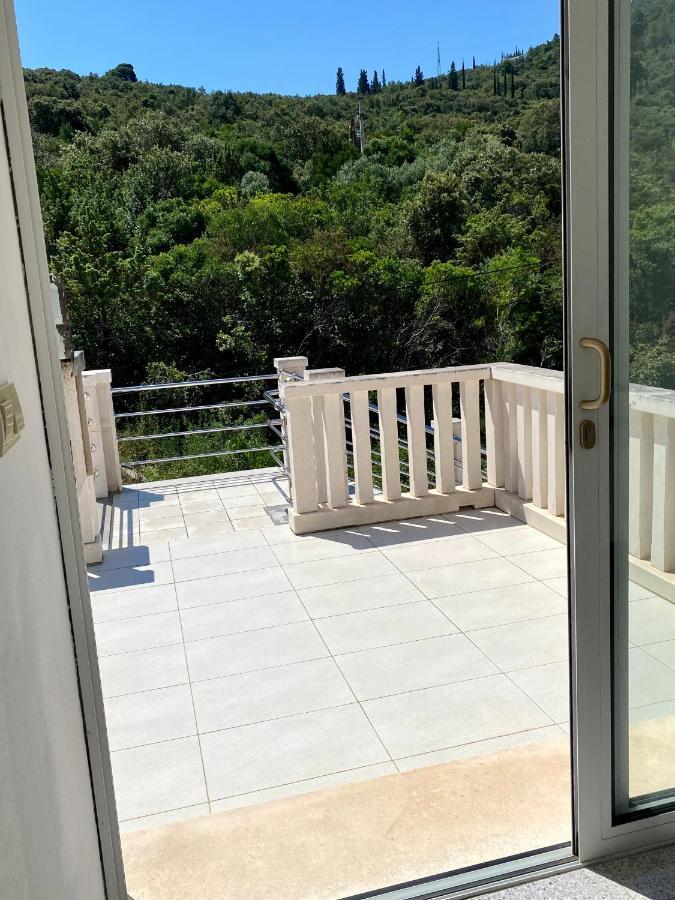 Apartmani Luka Zrnovo 外观 照片