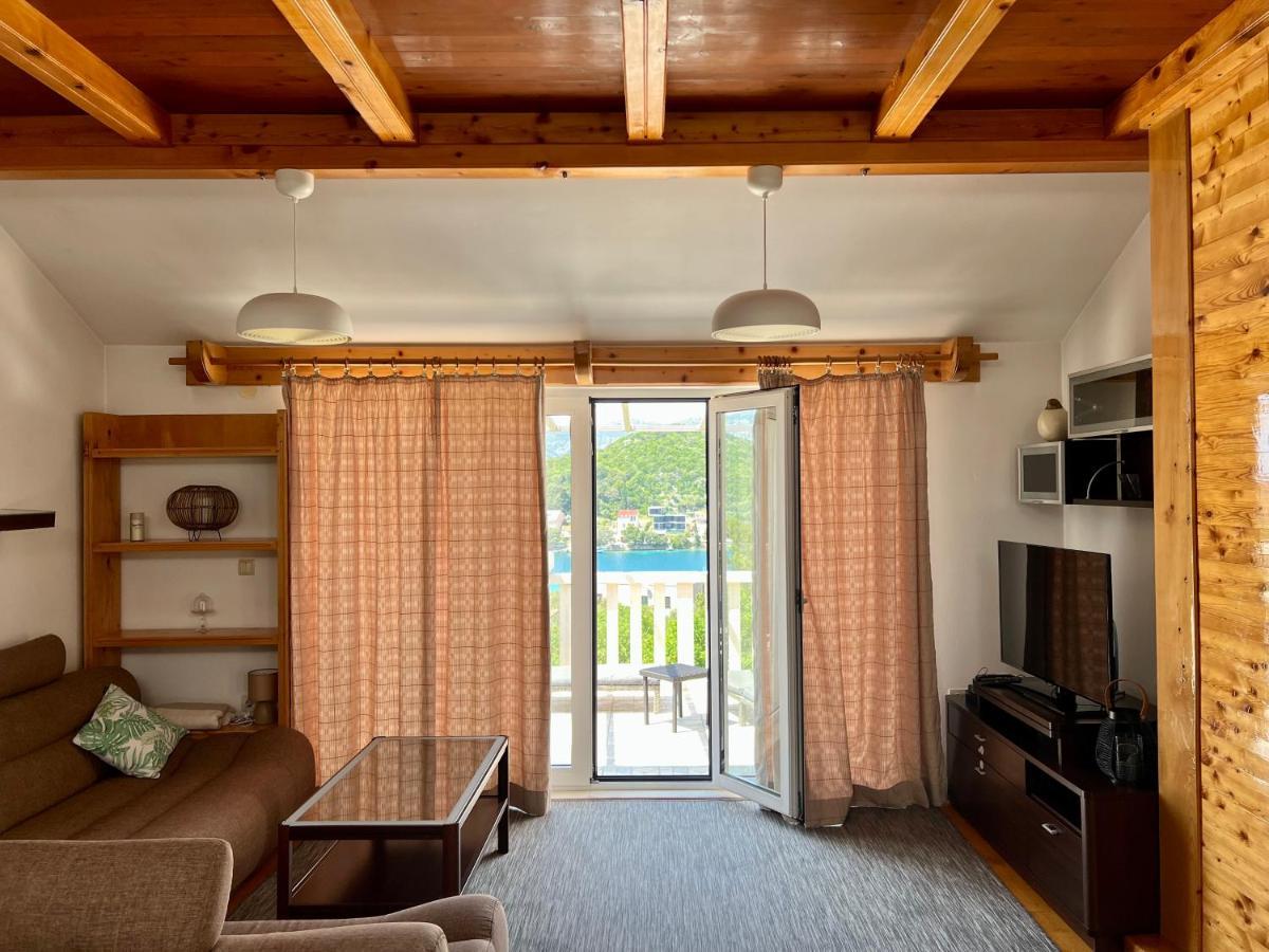Apartmani Luka Zrnovo 外观 照片